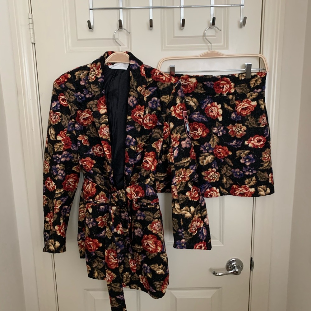 Floral Print Jacket/Skirt Set